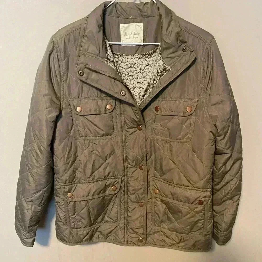 Altar’d  State Jacket Size Large